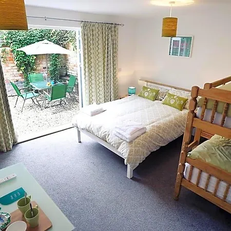 Bed and breakfast Southville 3*